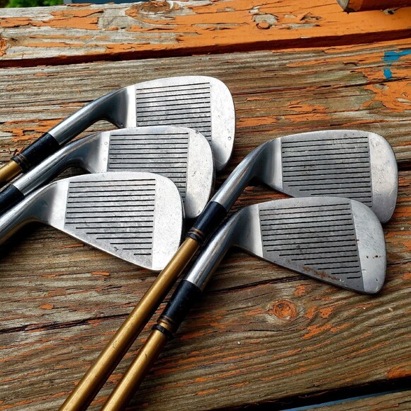 Voit Total Velocity Pintracker 3,5,6,7,9 Irons RH Golf Clubs Soft Kelmac Grip - Picture 2 of 7